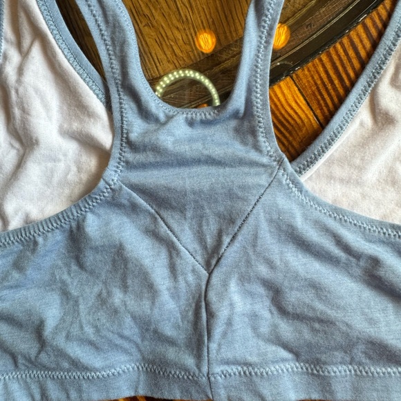 Hanes Bra 4 Pack Womens X-Temp Wireless, Stretch Pullover,Low-Impact Racerback - Picture 10 of 12